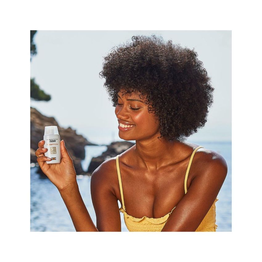 Isdin Fusion Water Viso SPF50 - Protezione Solare Idratante, 50ml